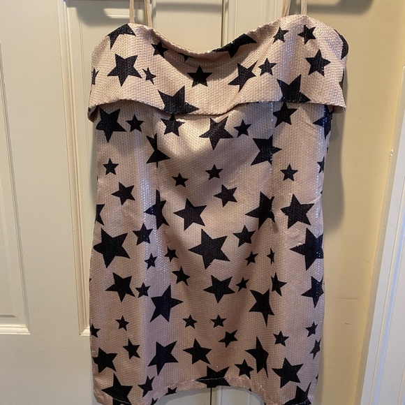 Prem The Label Star dress - Picture 2 of 5